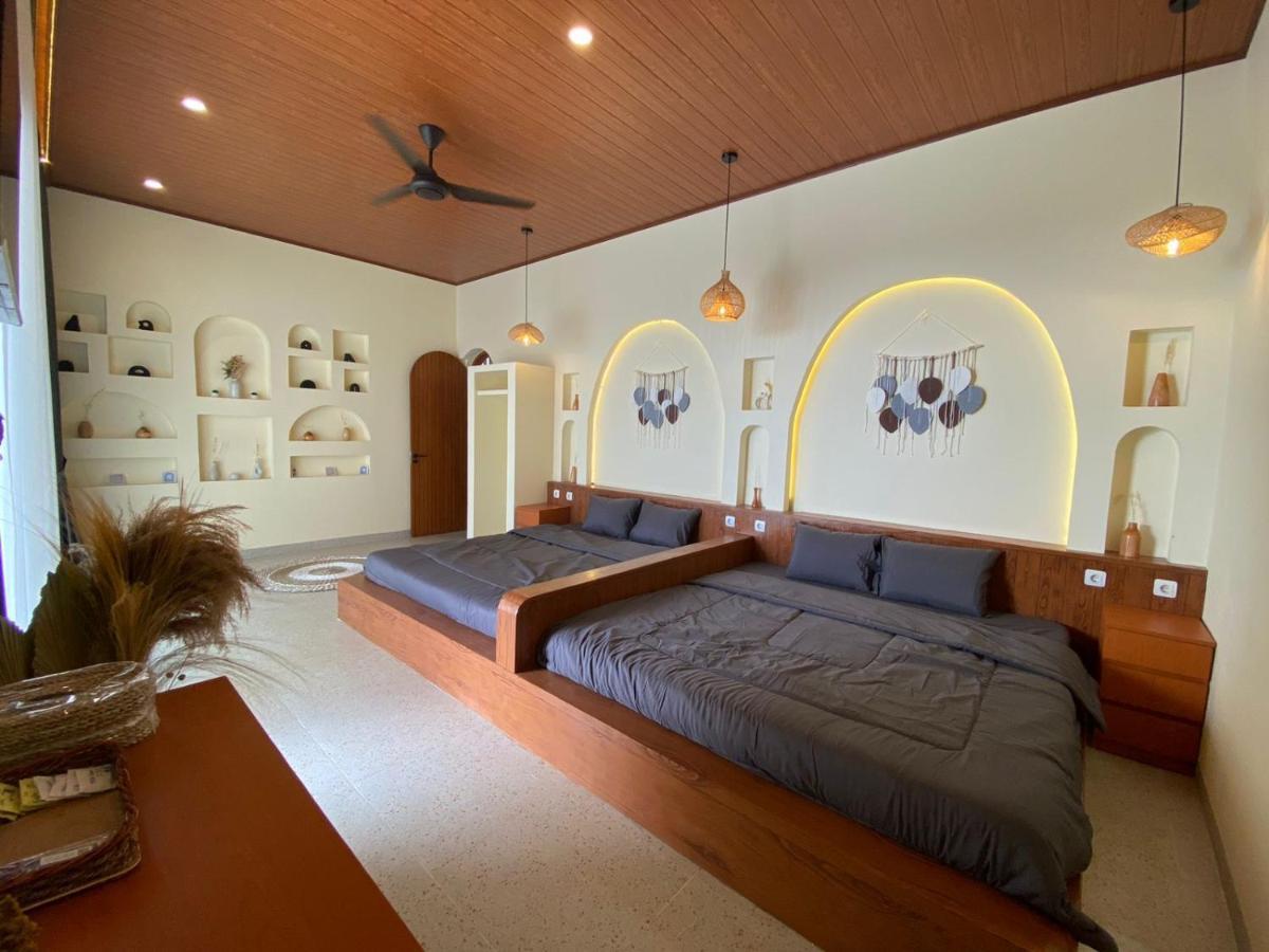 Azalea Room By The Anp Villas Cikundul المظهر الخارجي الصورة