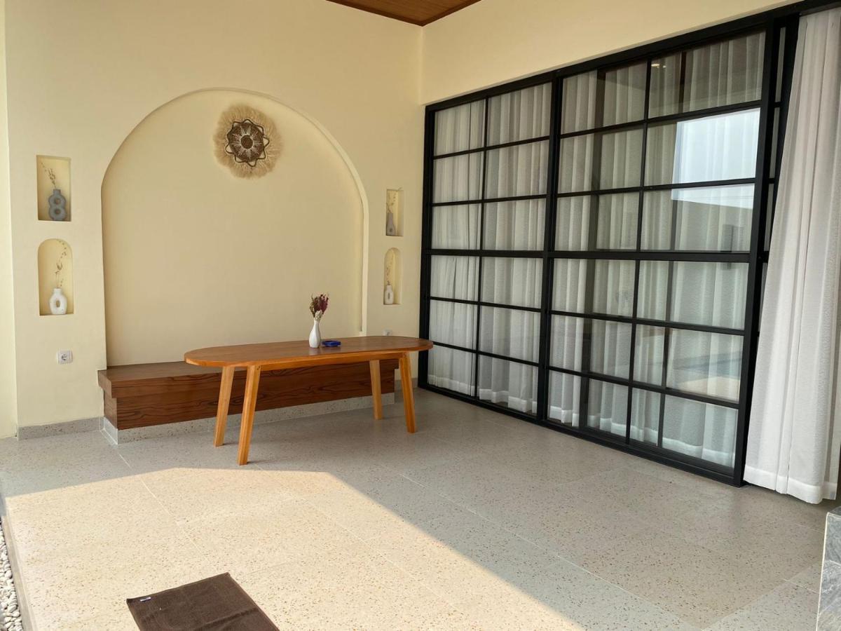 Azalea Room By The Anp Villas Cikundul المظهر الخارجي الصورة